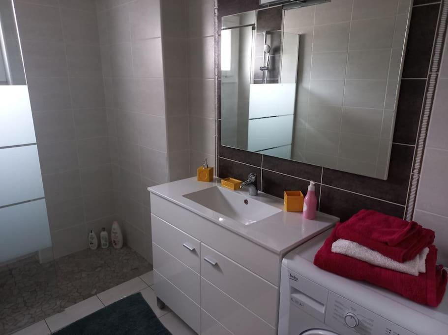 Appartement Dans Villa По Экстерьер фото
